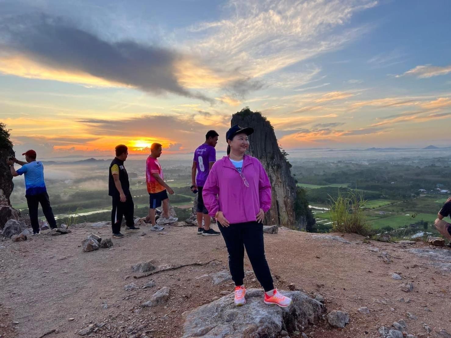 โฮมสเตย์บ้านนายสิงโตเขาคูหา Ban Khu Ha Nai Exteriér fotografie
