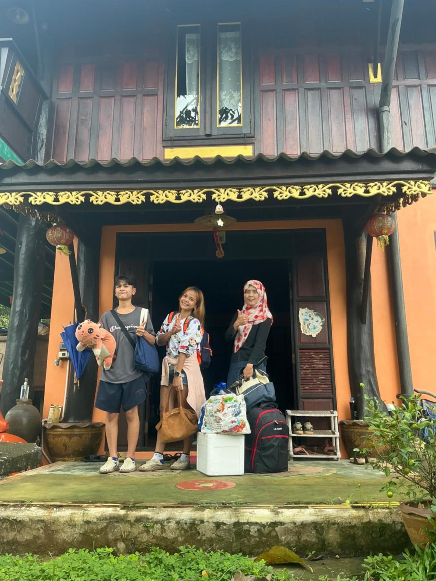โฮมสเตย์บ้านนายสิงโตเขาคูหา Ban Khu Ha Nai Exteriér fotografie